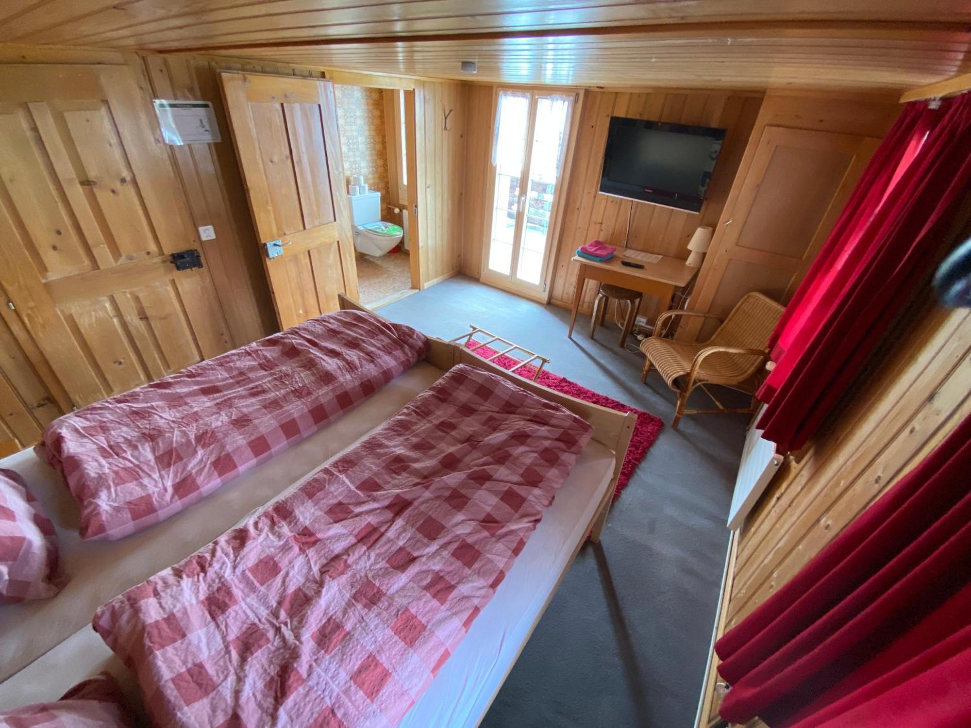 Rigi-Burggeist Alpine Guesthouse Gersau Phòng bức ảnh